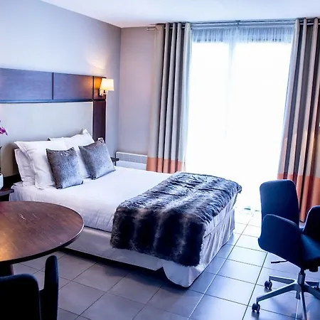Les Pins Galants Aparthotel Tournefeuille