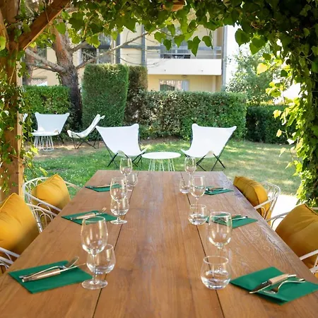 Aparthotel Les Pins Galants
