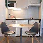 Aparthotel Les Pins Galants