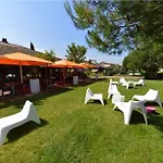 Les Pins Galants Aparthotel Tournefeuille