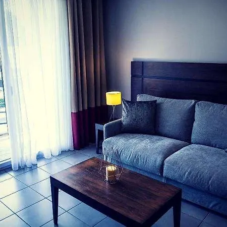 Les Pins Galants Aparthotel Tournefeuille