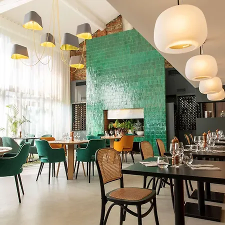 Les Pins Galants Aparthotel 3*