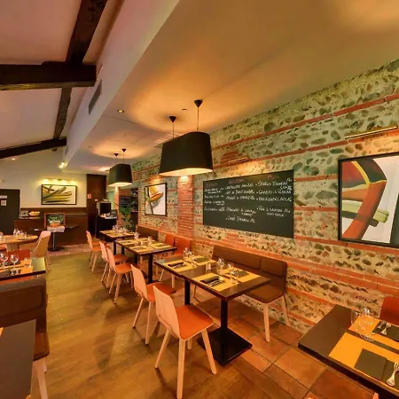 Les Pins Galants Aparthotel Tournefeuille